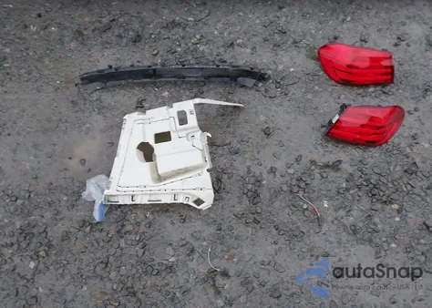 2016 BMW M4 z USA, uszkodzony, nr VIN WBS3R9C58GK337005